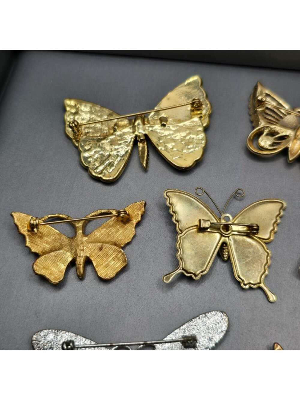 Vintage Butterfly Brooch Lot of 8 Cloisonne Enamel Earrings Gold Tone Statement - Picture 8 of 13